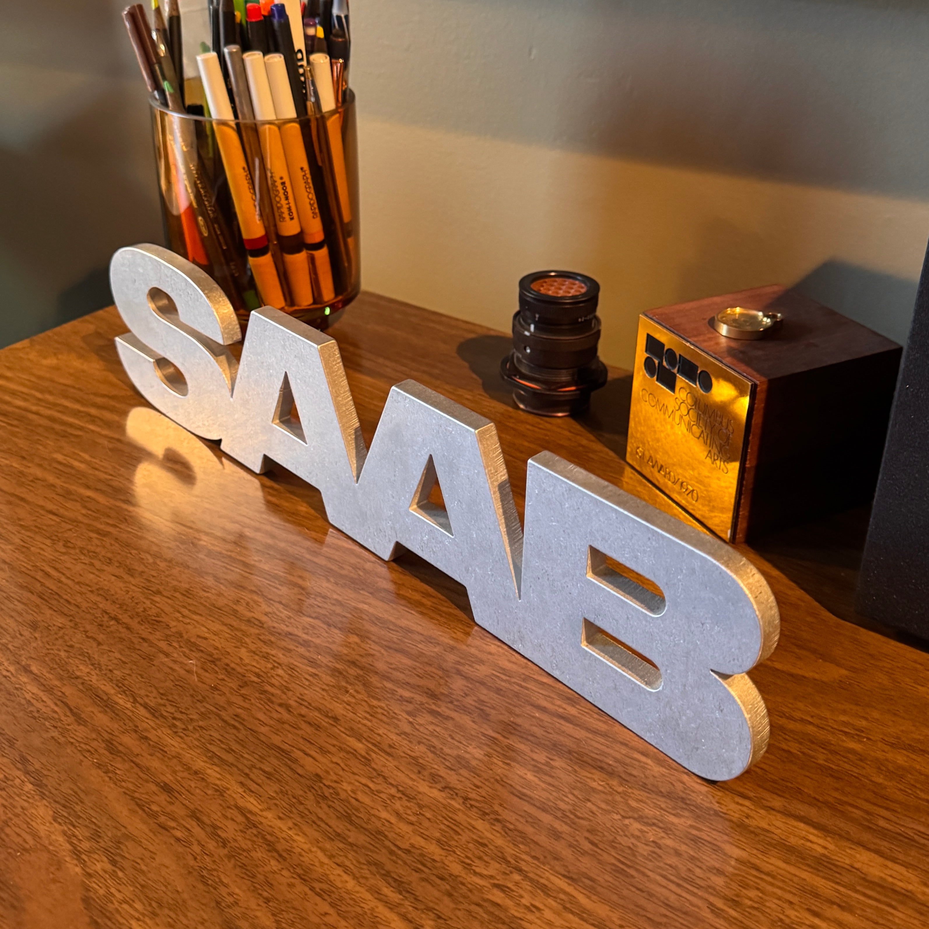SAAB Desk Sign – GenuineSaab.com By Taliaferros